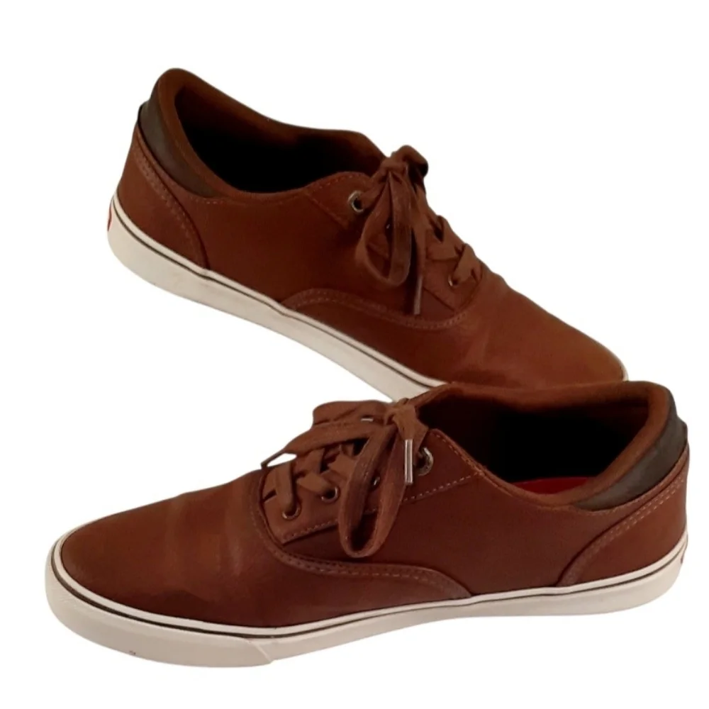 Size 9.5 M Ethan Perf Waxed Brown Men's Comfort Sneakers RETAIL $55Shoe